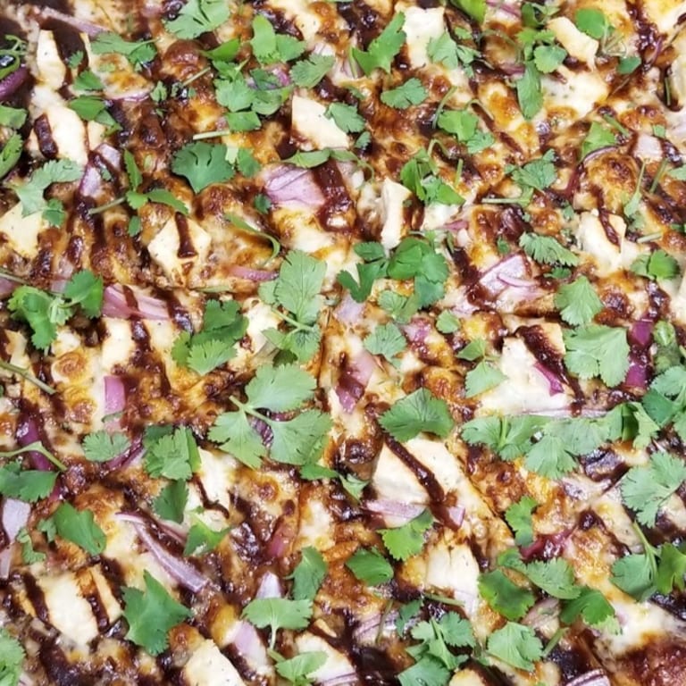 BBQ Chicken Pizza Delight